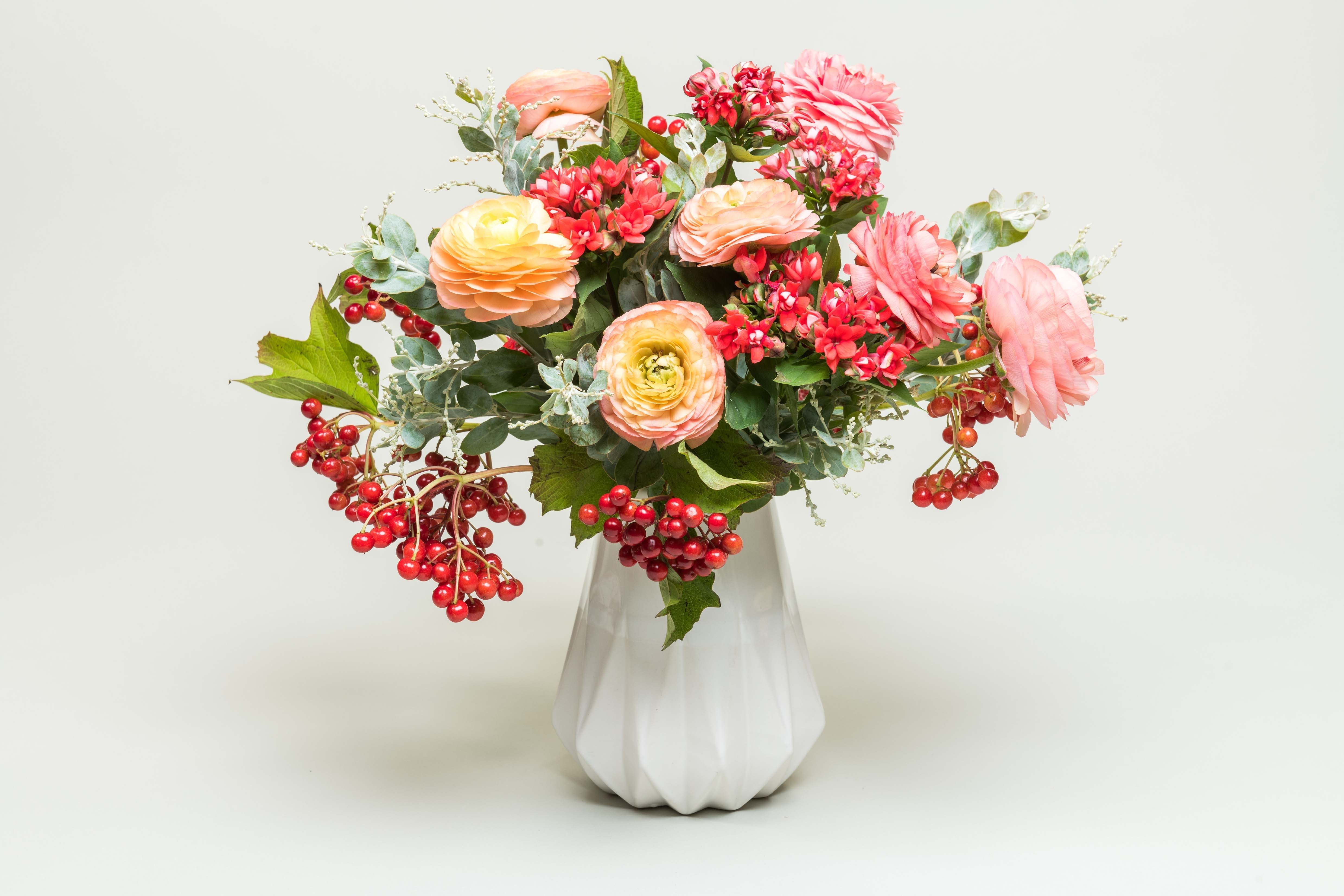 Choosing the Perfect Valentine's Day Flower Bouquet