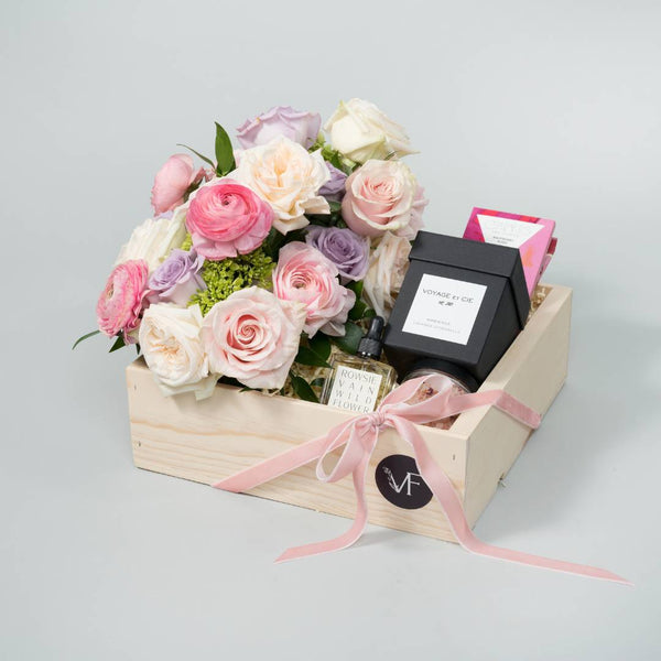 Sweetheart Gift Box – Viola Floral