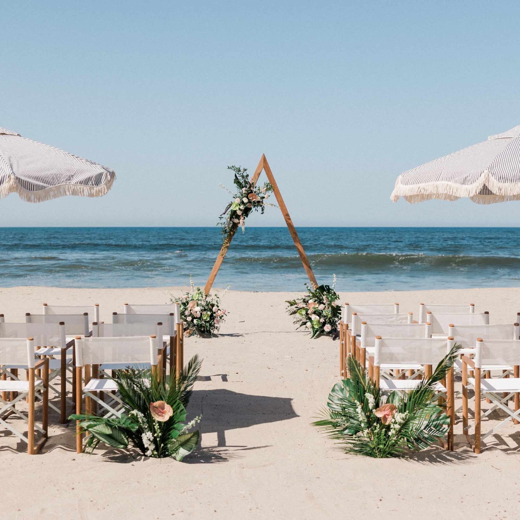 Wedding Ceremony Floral Design | Viola Floral